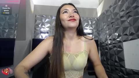 Victoria  online show from 13, 10, 2025