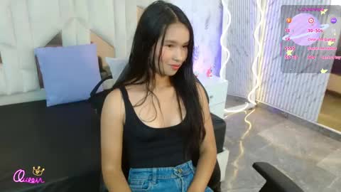 Snapshot of victoria1_tay chatting on 28, 4, 2026 victoria1_tay online show from 28, 4, 2026