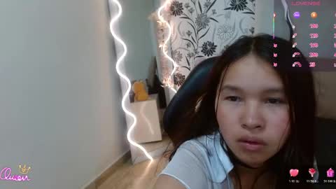 Snapshot of victoria1_tay chatting on 18, 5, 2026 victoria1_tay online show from 18, 5, 2026