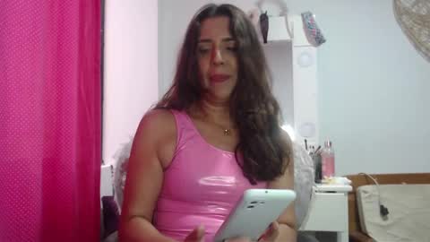 Hi guys   Im victoria  Be the one who can control me in PVT online show from 18, 1, 2025
