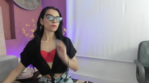 Snapshot of victoria__love_ chatting on 15, 1, 2026 victoria__love_ online show from 15, 1, 2026