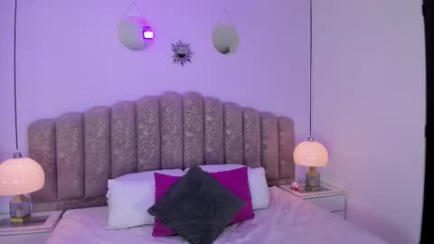 valentina online show from 13, 2, 2026