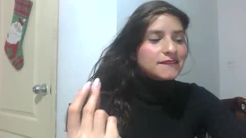 victoria_couture online show from 17, 12, 2025