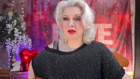 diorvictoria9 online show from 11, 2, 2025