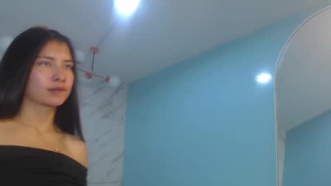 Snapshot of victoria_hernandez_t chatting on 22, 5, 2026 Victoria online show from 22, 5, 2026