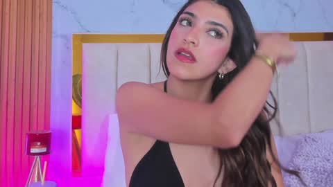 Snapshot of victoria_joliegb chatting on 14, 12, 2024 Victoria Lozano online show from 14, 12, 2024