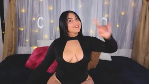 Victoria  online show from 20, 11, 2025