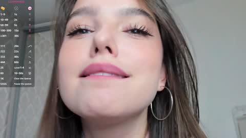 Snapshot of victoria_karma chatting on 13, 12, 2024 online show from 13, 12, 2024