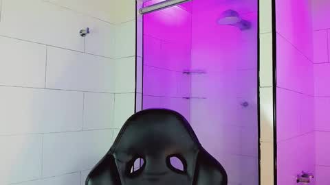 Victoria online show from 4, 11, 2025