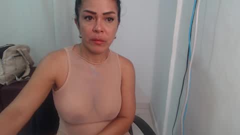 Snapshot of victoria_milf06 chatting on 31, 1, 2025 victoria online show from 31, 1, 2025