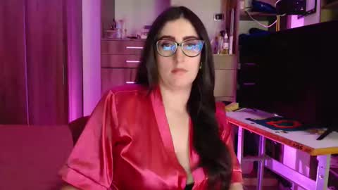 Victoria online show from 16, 5, 2026
