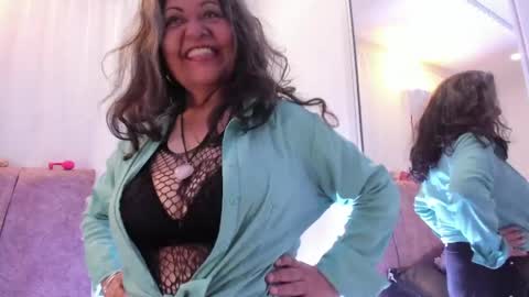 victoriaa_anderson_ online show from 16, 4, 2026
