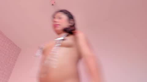 Victoria Sofia online show from 4, 2, 2025