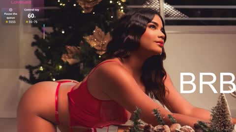 Snapshot of victoriaagray chatting on 23, 12, 2025 VICTORIA online show from 23, 12, 2025