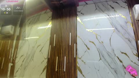 Victoria  online show from 5, 4, 2026