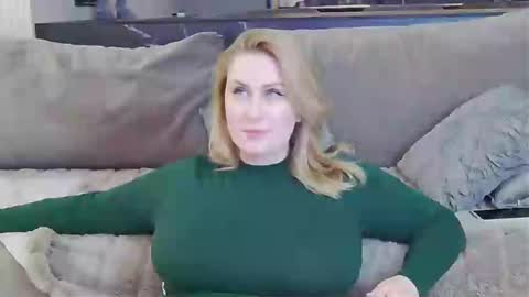 Miss V online show from 28, 12, 2024