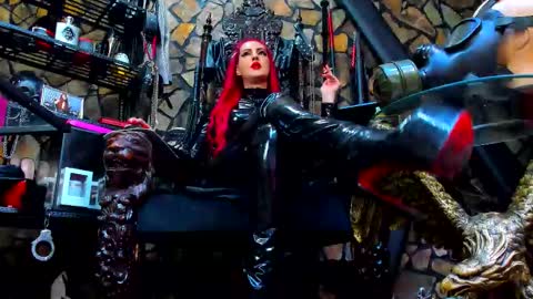 Snapshot of victoriaheller chatting on 18, 9, 2025 Victoria Heller online show from 18, 9, 2025