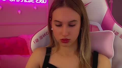 Victoria online show from 15, 12, 2025