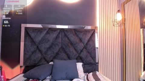 Snapshot of victoriajohns_mjs chatting on 6, 3, 2025 VICTORIA JOHNS online show from 6, 3, 2025