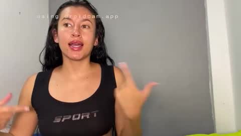 Snapshot of victorialeens chatting on 3, 3, 2026 VICTORIA online show from 3, 3, 2026