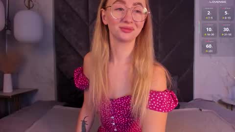 Victoria online show from 20, 11, 2025