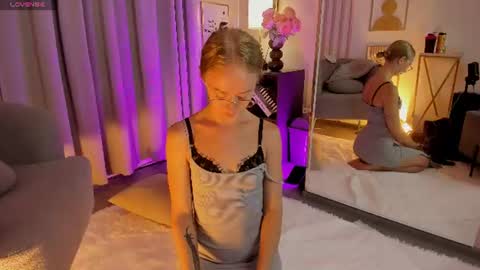 Snapshot of victorialight chatting on 20, 7, 2026 Victoria online show from 20, 7, 2026