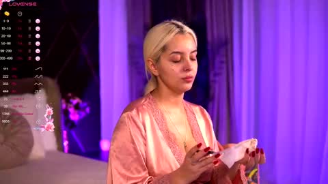 Snapshot of victoriamorrone chatting on 3, 3, 2025 Diddy online show from 3, 3, 2025