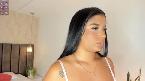 Maria Victoria online show from 3, 1, 2025