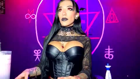 Snapshot of victoriavampire666 chatting on 5, 10, 2025 Victoria Vampire online show from 5, 10, 2025