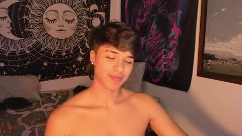 Snapshot of victorino_jhonson chatting on 12, 12, 2024 Victorino Jhonson online show from 12, 12, 2024