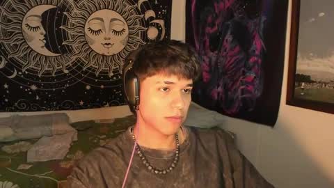 Snapshot of victorino_jhonson chatting on 10, 1, 2025 Victorino Jhonson online show from 10, 1, 2025