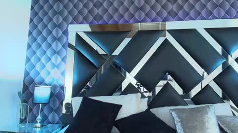 victtoria lee online show from 24, 1, 2025