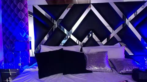 victtoria lee online show from 11, 9, 2025