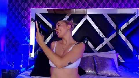 victtoria lee online show from 10, 10, 2025