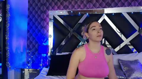 Snapshot of victtoria_lee chatting on 28, 5, 2026 victtoria lee online show from 28, 5, 2026