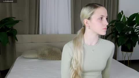 Snapshot of videlta chatting on 23, 3, 2026 ViDelta online show from 23, 3, 2026