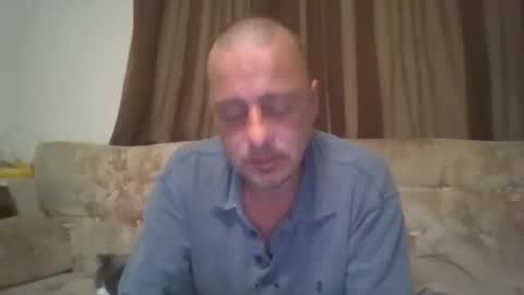 Snapshot of vids1977 chatting on 4, 11, 2025 vids1977 online show from 4, 11, 2025