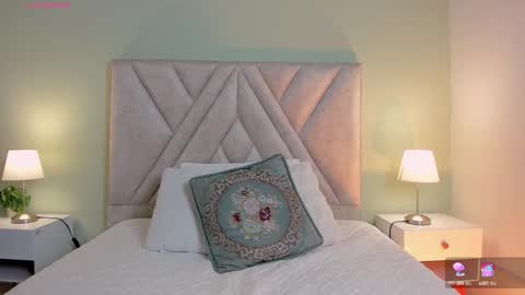 Victoria  online show from 11, 9, 2025