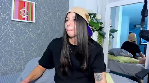 Snapshot of viictoriiasaenz chatting on 30, 4, 2026 viictoriiasaenz online show from 30, 4, 2026