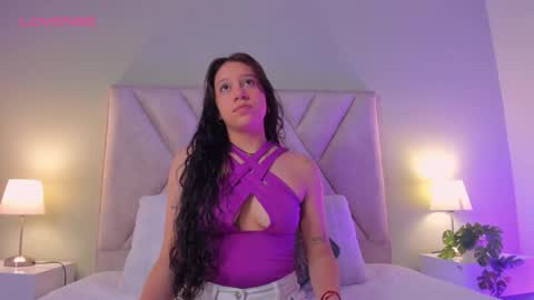 Snapshot of viiolet_moon chatting on 3, 3, 2026 VIOLET MOON online show from 3, 3, 2026