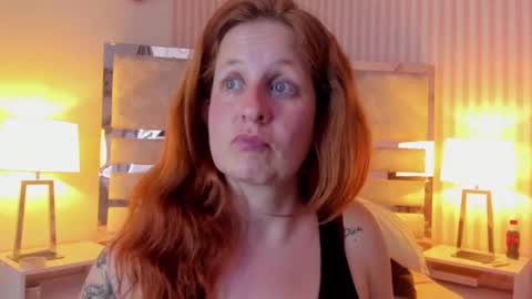 Snapshot of viioletamora chatting on 9, 12, 2024 Violeta online show from 9, 12, 2024