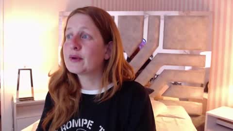 Snapshot of viioletamora chatting on 24, 12, 2024 Violeta online show from 24, 12, 2024