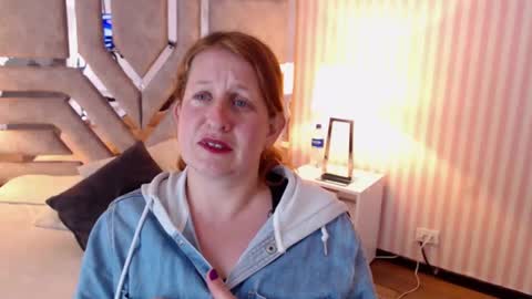 Snapshot of viioletamora chatting on 27, 12, 2024 Violeta online show from 27, 12, 2024