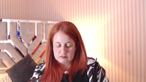 Snapshot of viioletamora chatting on 31, 12, 2024 Violeta online show from 31, 12, 2024