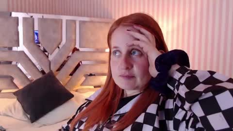 Snapshot of viioletamora chatting on 4, 1, 2025 Violeta online show from 4, 1, 2025