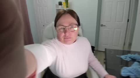 Ukrainian-woman online show from 12, 2, 2025