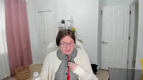 Ukrainian-woman online show from 18, 2, 2025