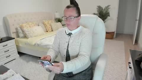 Ukrainian-woman online show from 5, 6, 2026