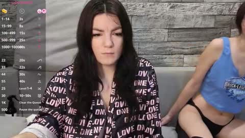 Snapshot of vika_loves_you chatting on 26, 11, 2025 follow my fansly online show from 26, 11, 2025