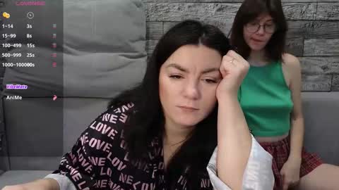 Snapshot of vika_loves_you chatting on 28, 11, 2025 follow my fansly online show from 28, 11, 2025